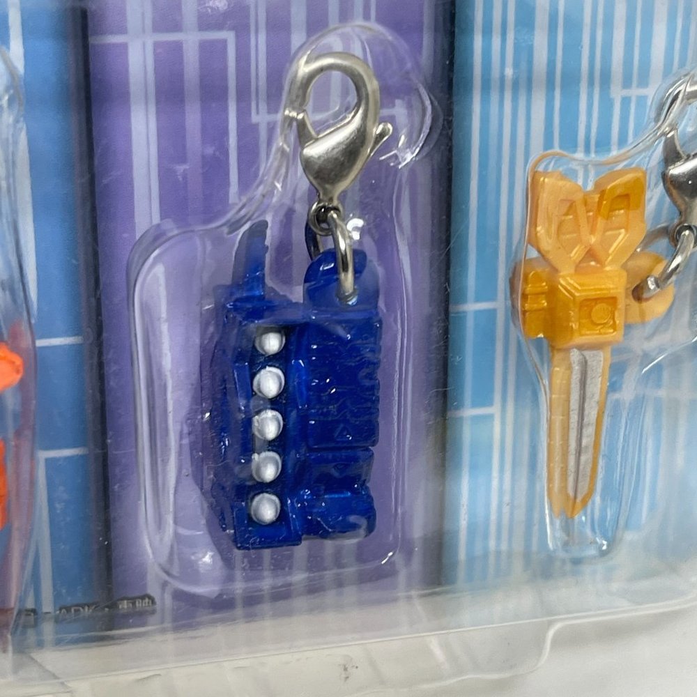 Kamen Rider Fourze Modules Keychains Charm Set - Picture 4 of 7